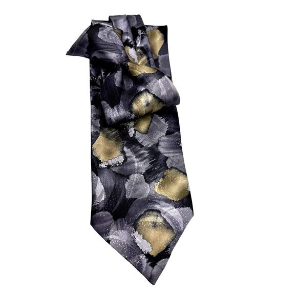 Towncraft Metal Clip-On Tie - 19.5" length x 3.75" wide -Gray Abstract Necktie - Picture 5 of 5